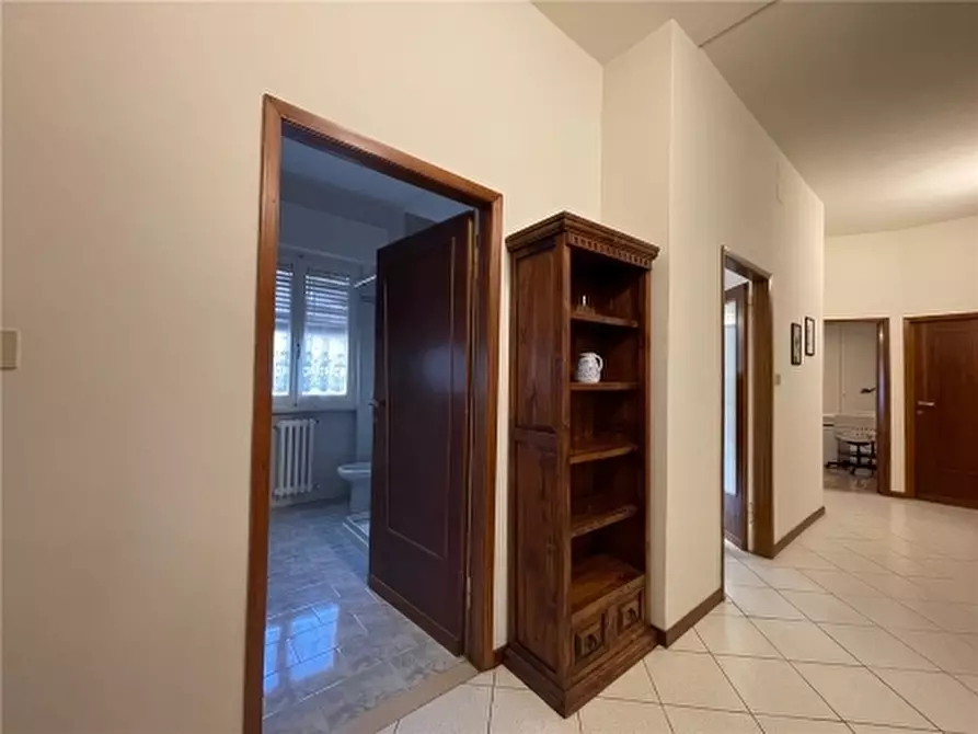 Immagine 1 di Appartamento in vendita  a Firenze