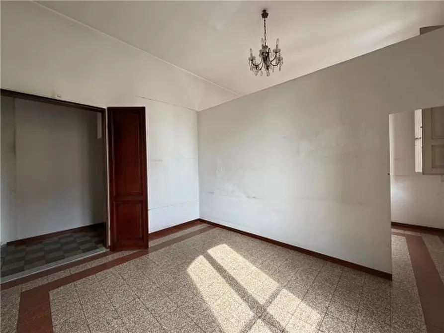 Immagine 4 di Appartamento in vendita  a Firenze