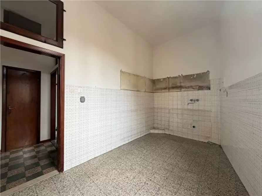 Immagine 19 di Appartamento in vendita  a Firenze