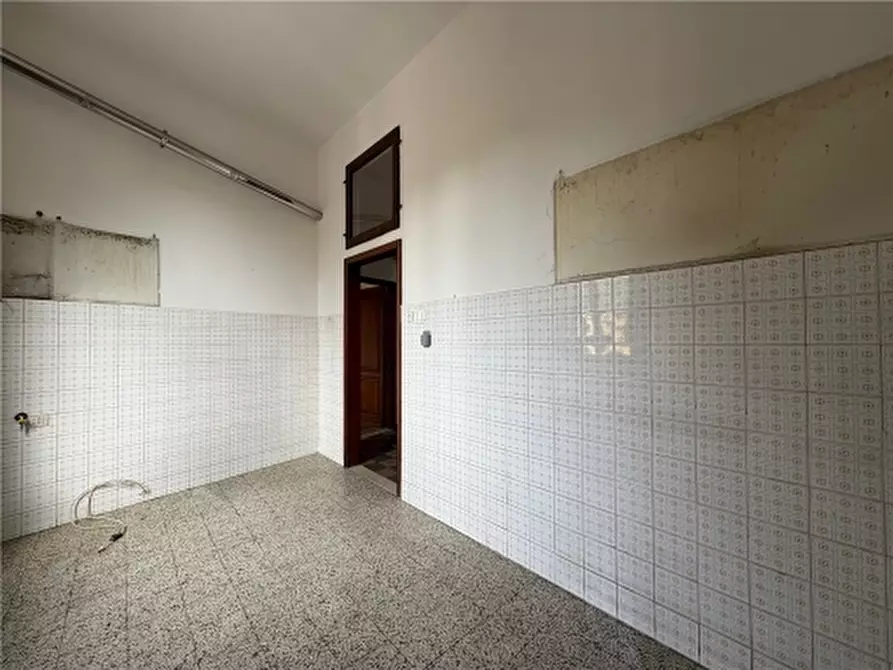 Immagine 20 di Appartamento in vendita  a Firenze