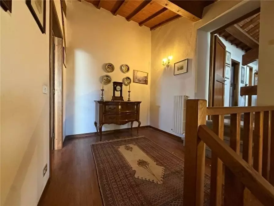 Immagine 7 di Appartamento in vendita  a Scandicci