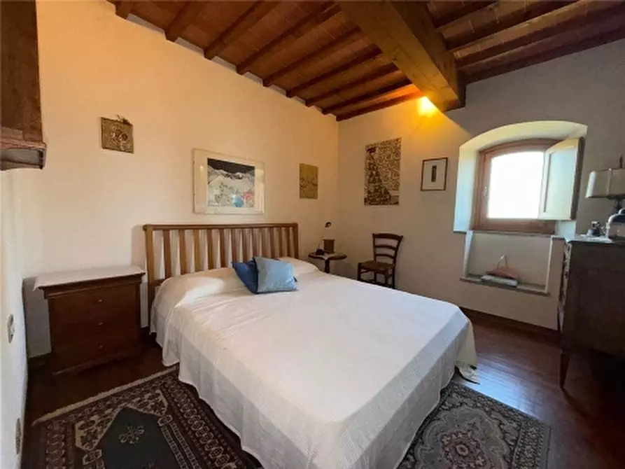 Immagine 11 di Appartamento in vendita  a Scandicci