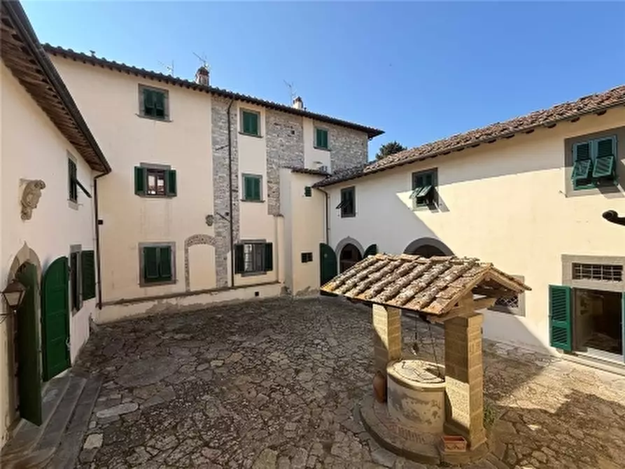 Immagine 70 di Appartamento in vendita  a Scandicci