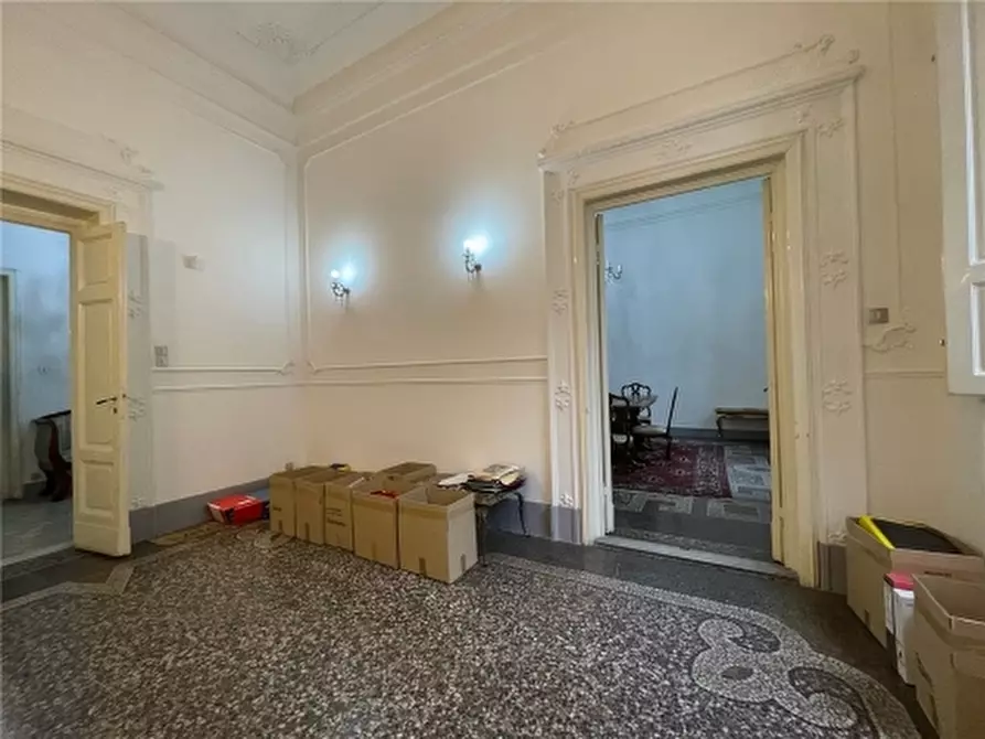 Immagine 14 di Appartamento in vendita  a Firenze