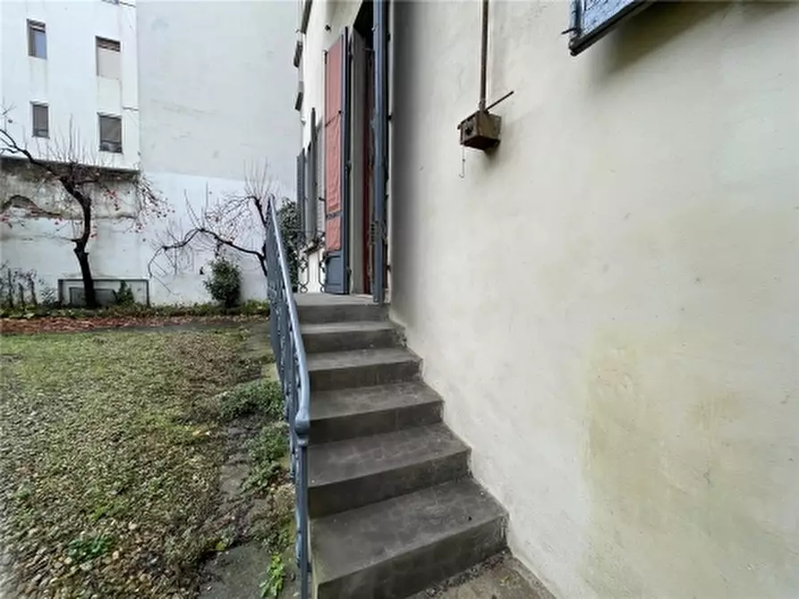 Immagine 23 di Appartamento in vendita  a Firenze