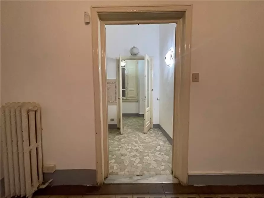 Immagine 30 di Appartamento in vendita  a Firenze