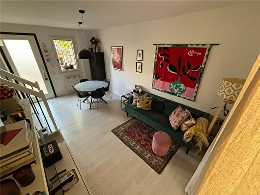 Immagine 1 di Appartamento in vendita  a Firenze
