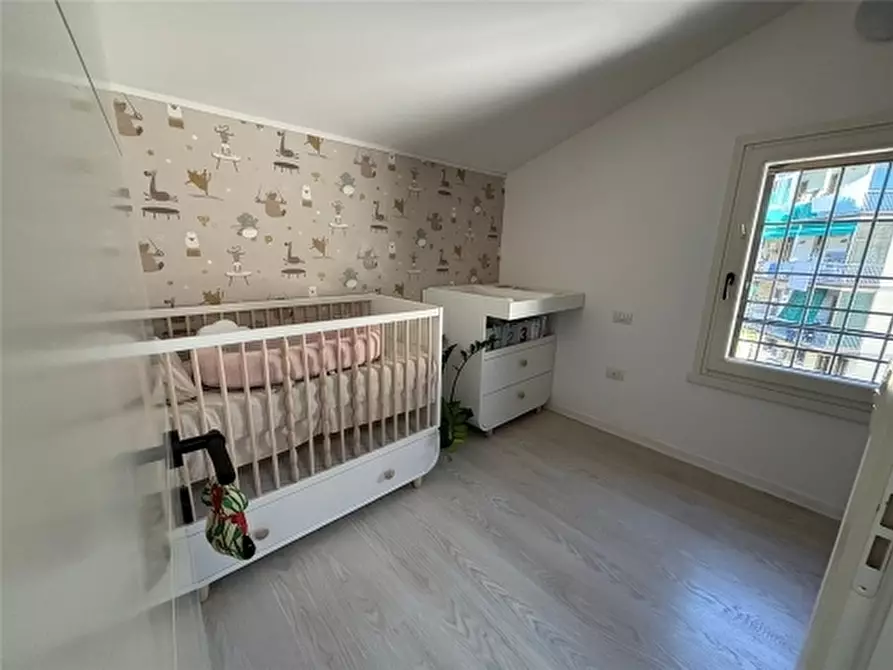 Immagine 26 di Appartamento in vendita  a Firenze