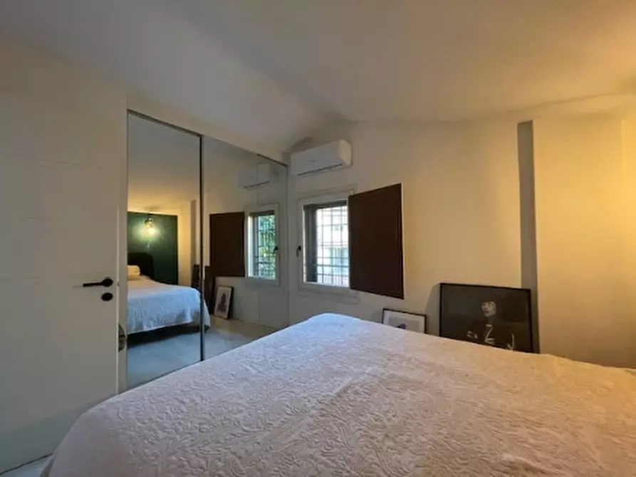 Immagine 32 di Appartamento in vendita  a Firenze