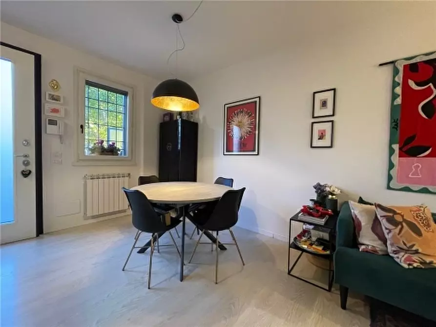 Immagine 50 di Appartamento in vendita  a Firenze
