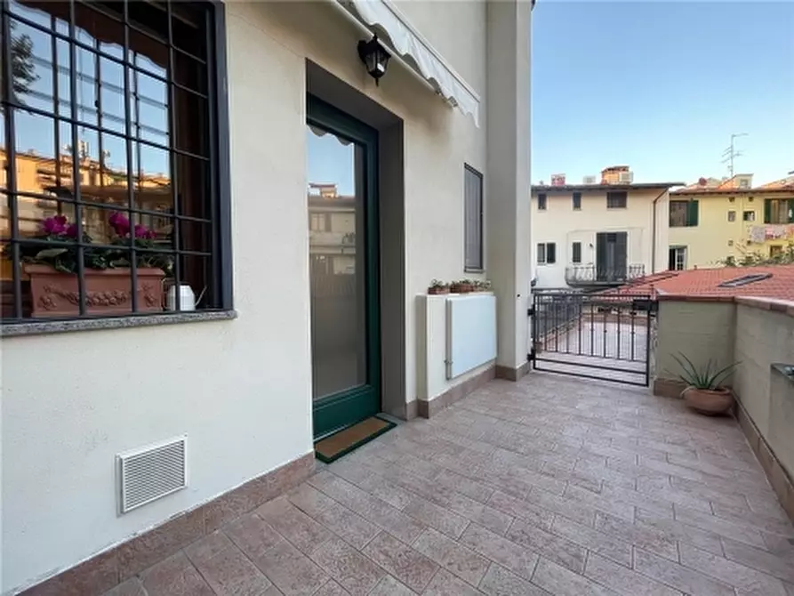 Immagine 55 di Appartamento in vendita  a Firenze