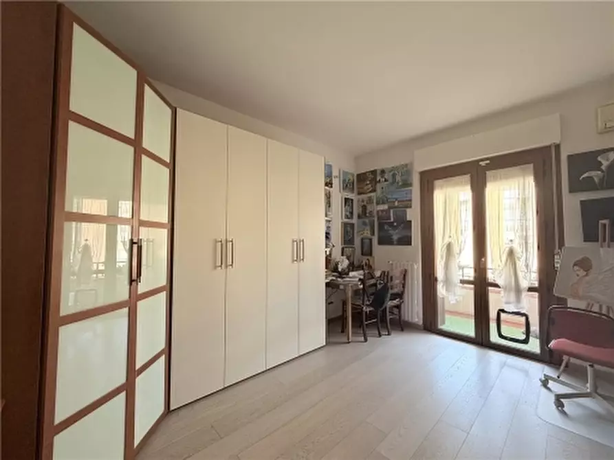 Immagine 9 di Appartamento in vendita  a Firenze