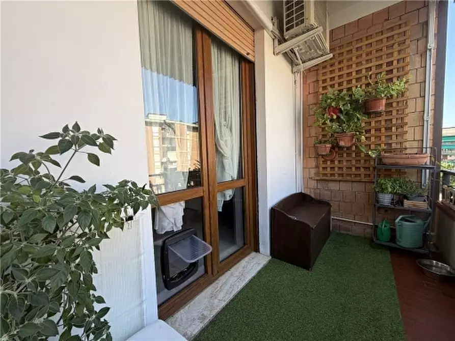 Immagine 27 di Appartamento in vendita  a Firenze