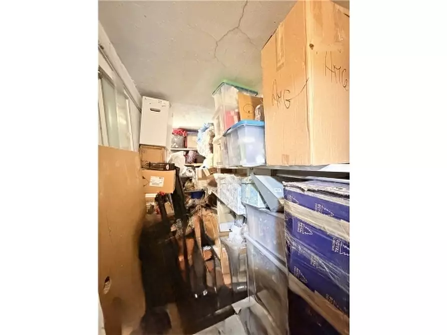 Immagine 30 di Appartamento in vendita  a Firenze