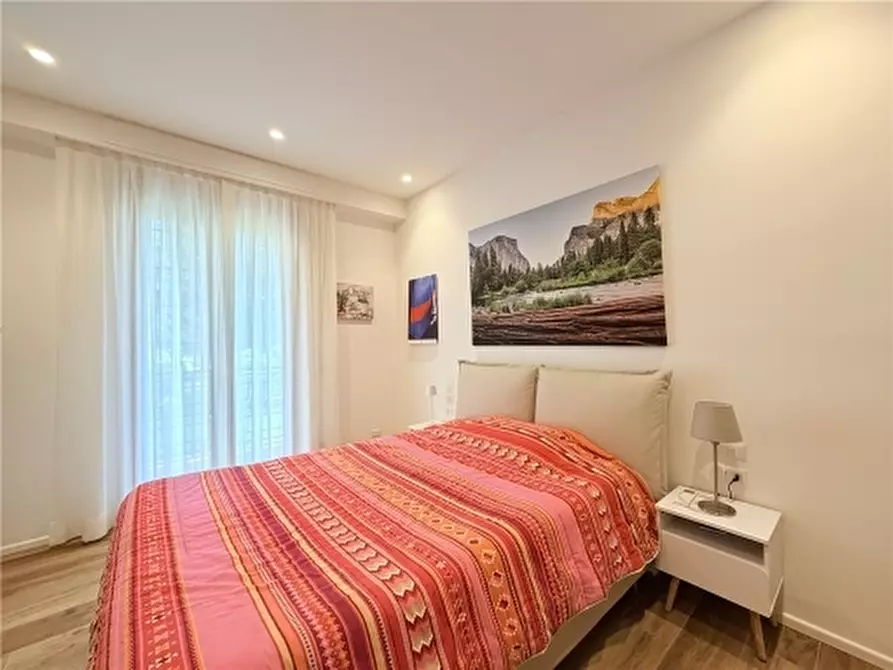 Immagine 24 di Appartamento in vendita  a Firenze