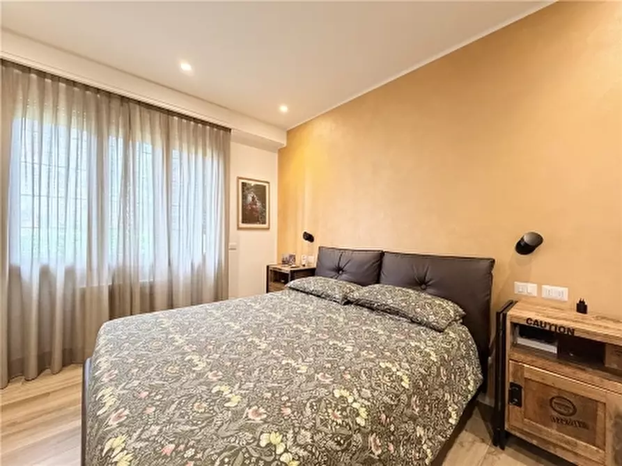 Immagine 37 di Appartamento in vendita  a Firenze