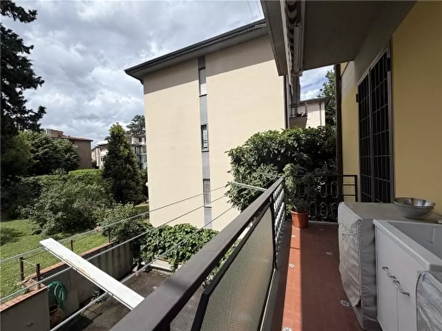 Immagine 53 di Appartamento in vendita  a Firenze