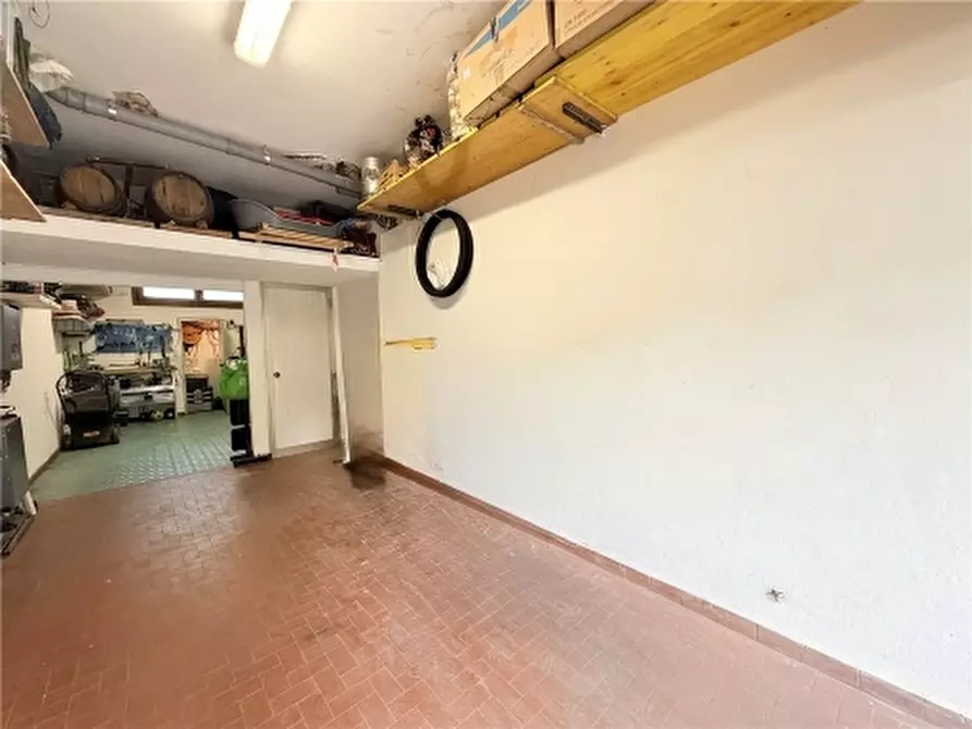 Immagine 58 di Appartamento in vendita  a Firenze