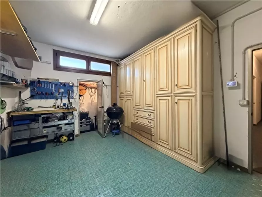 Immagine 62 di Appartamento in vendita  a Firenze