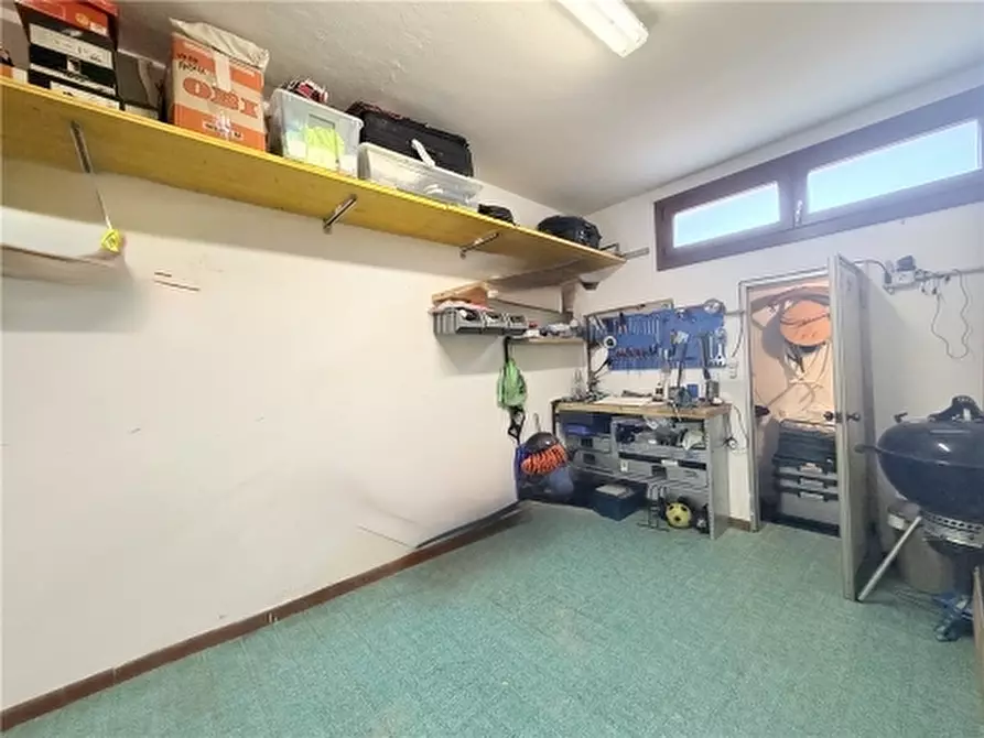 Immagine 63 di Appartamento in vendita  a Firenze