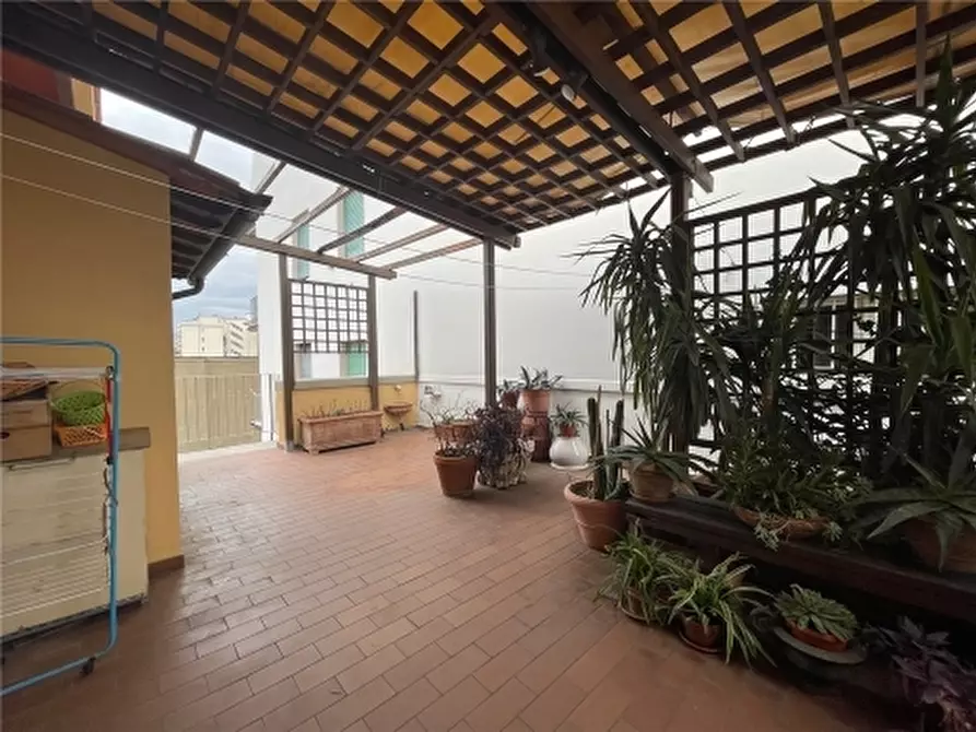 Immagine 9 di Appartamento in vendita  a Firenze