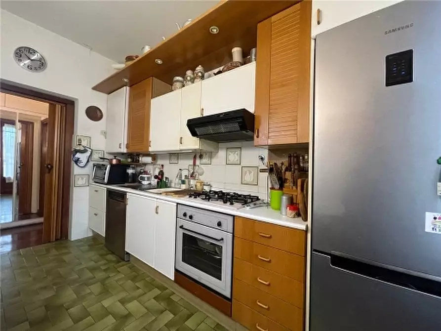 Immagine 14 di Appartamento in vendita  a Firenze