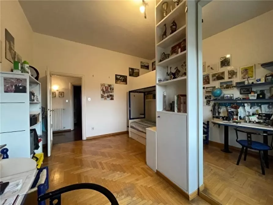 Immagine 17 di Appartamento in vendita  a Firenze