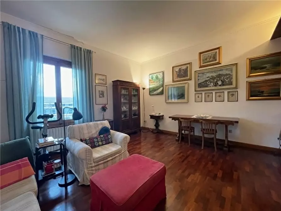 Immagine 23 di Appartamento in vendita  a Firenze