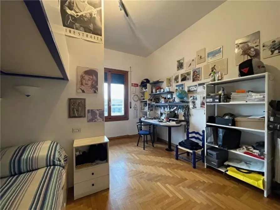 Immagine 28 di Appartamento in vendita  a Firenze