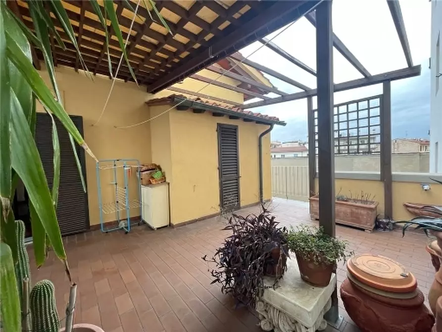 Immagine 32 di Appartamento in vendita  a Firenze