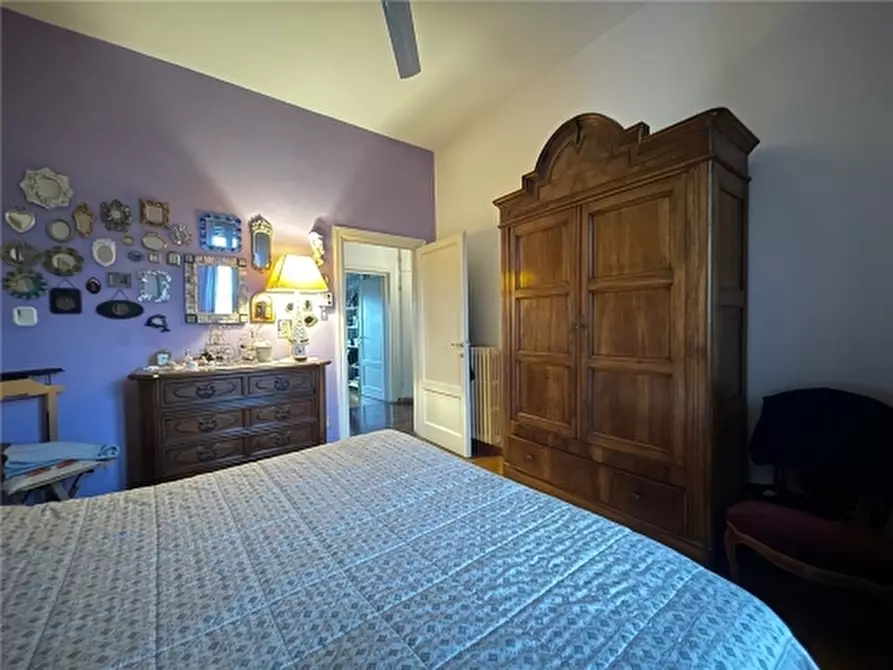 Immagine 41 di Appartamento in vendita  a Firenze