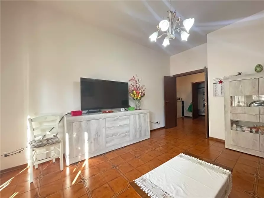 Immagine 3 di Appartamento in vendita  a Firenze