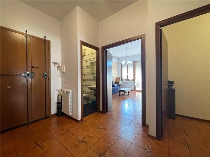 Immagine 6 di Appartamento in vendita  a Firenze