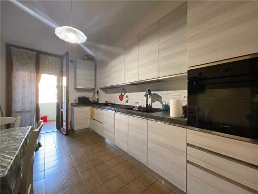 Immagine 9 di Appartamento in vendita  a Firenze