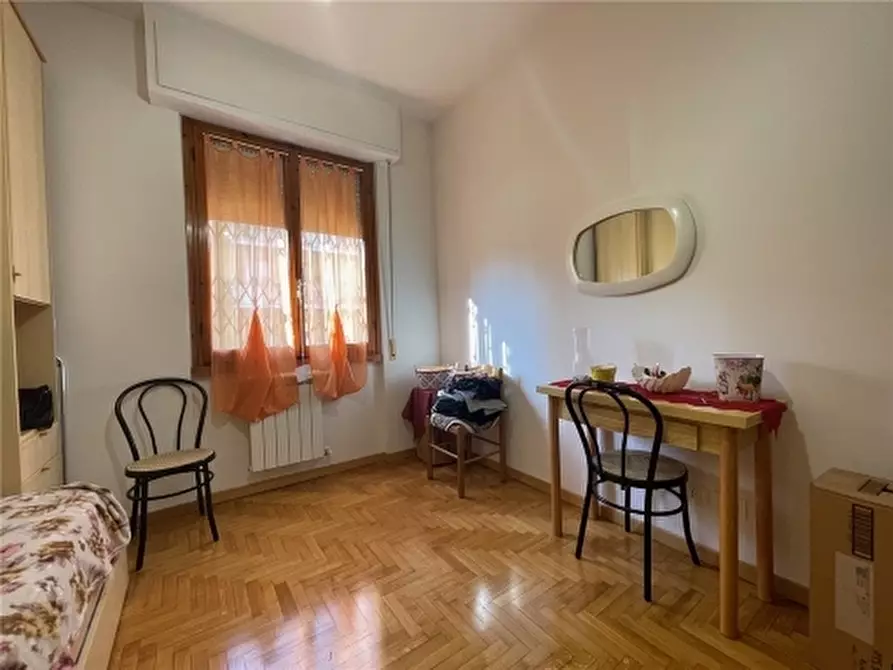 Immagine 16 di Appartamento in vendita  a Firenze