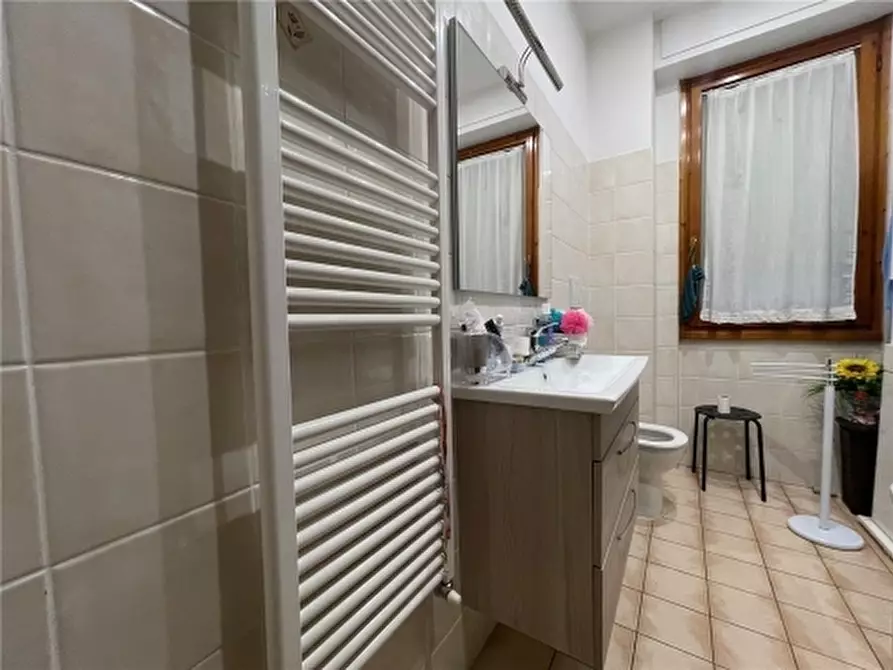 Immagine 21 di Appartamento in vendita  a Firenze