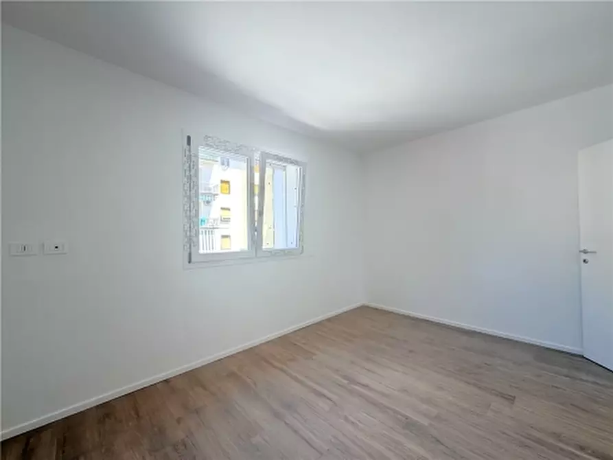 Immagine 5 di Appartamento in vendita  a Firenze