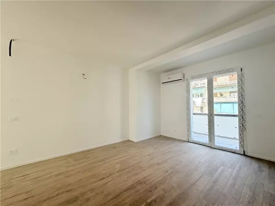 Immagine 26 di Appartamento in vendita  a Firenze