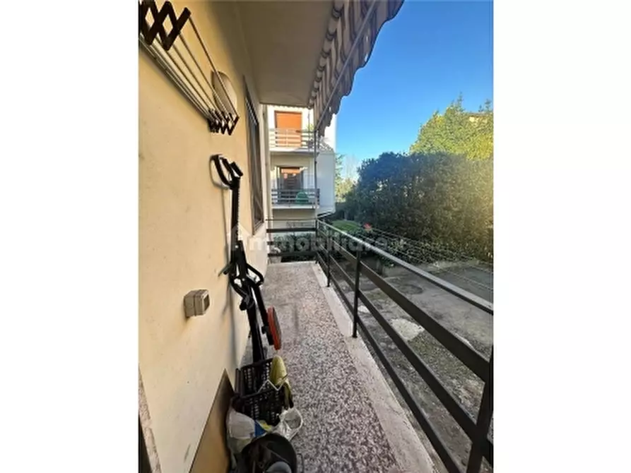 Immagine 4 di Appartamento in vendita  a Scandicci