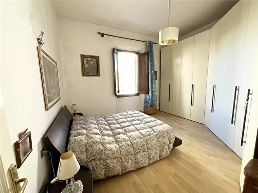 Immagine 9 di Appartamento in vendita  a Firenze