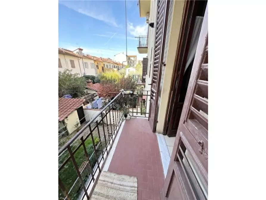 Immagine 18 di Appartamento in vendita  a Firenze