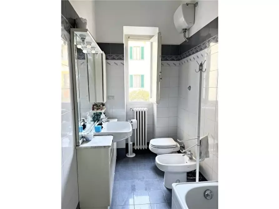 Immagine 20 di Appartamento in vendita  a Firenze