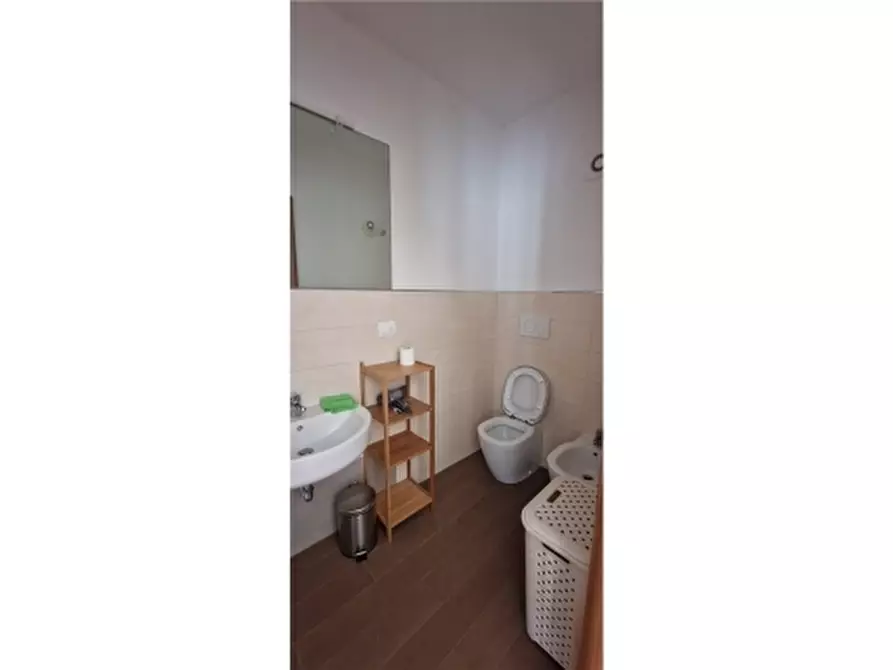 Immagine 15 di Appartamento in vendita  a Firenze