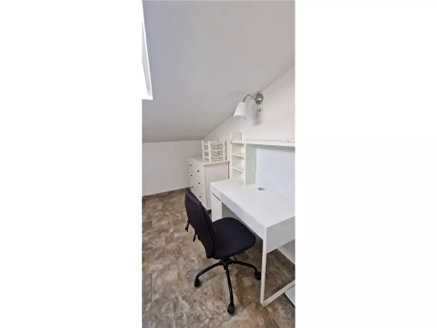 Immagine 29 di Appartamento in vendita  a Firenze