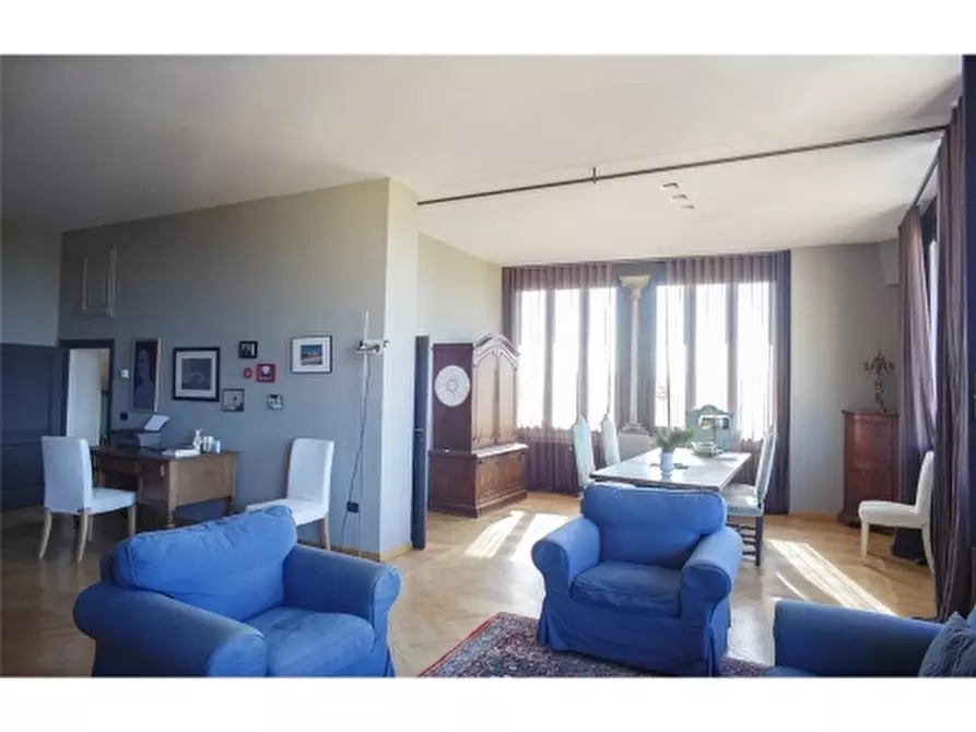 Immagine 2 di Appartamento in vendita  a San Casciano In Val Di Pesa