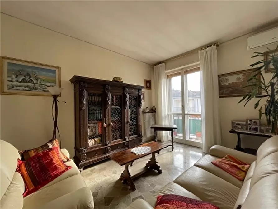 Immagine 15 di Appartamento in vendita  a Firenze