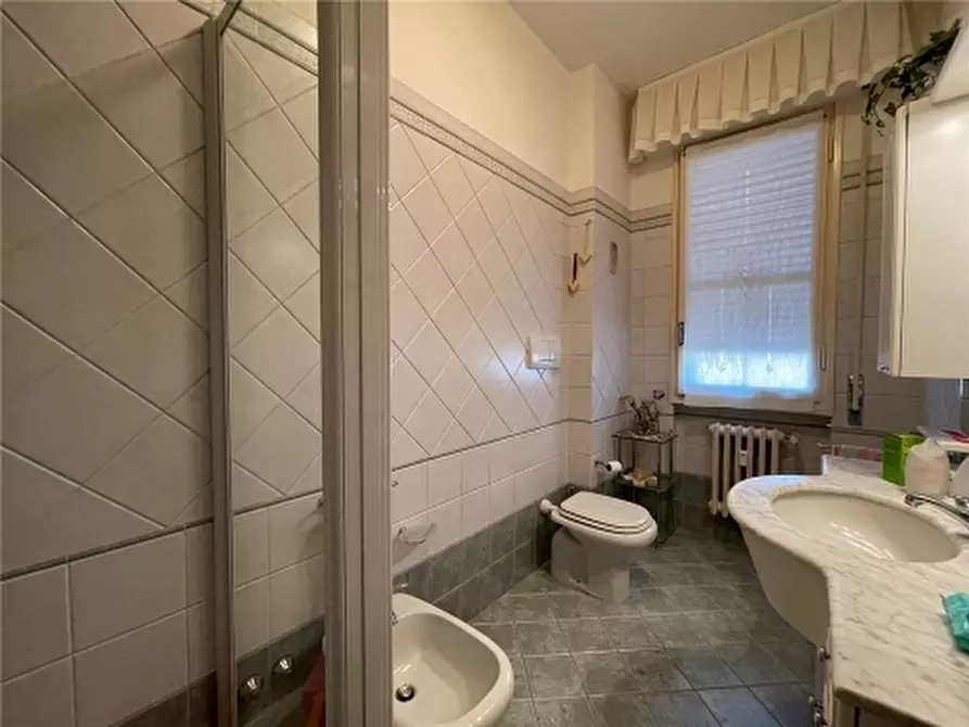 Immagine 50 di Appartamento in vendita  a Firenze