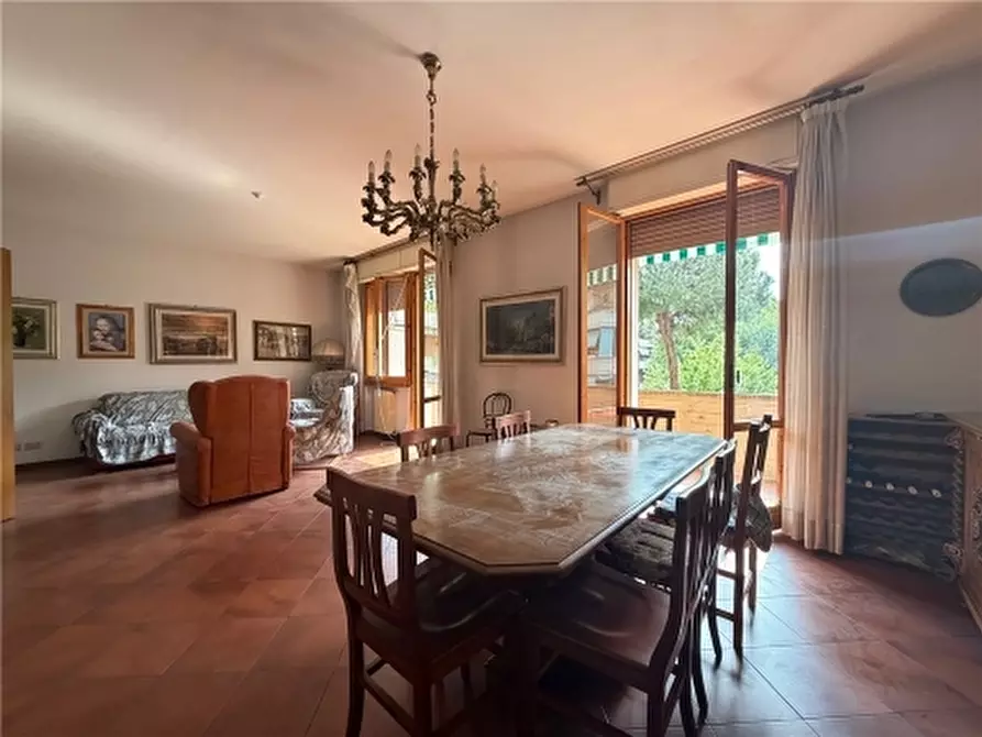 Immagine 1 di Appartamento in vendita  a Firenze
