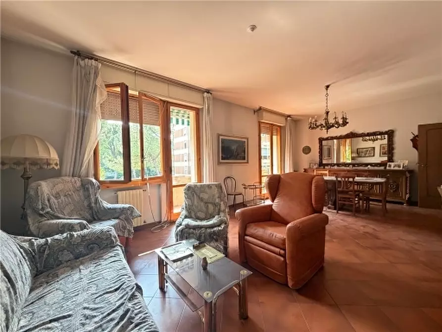 Immagine 6 di Appartamento in vendita  a Firenze