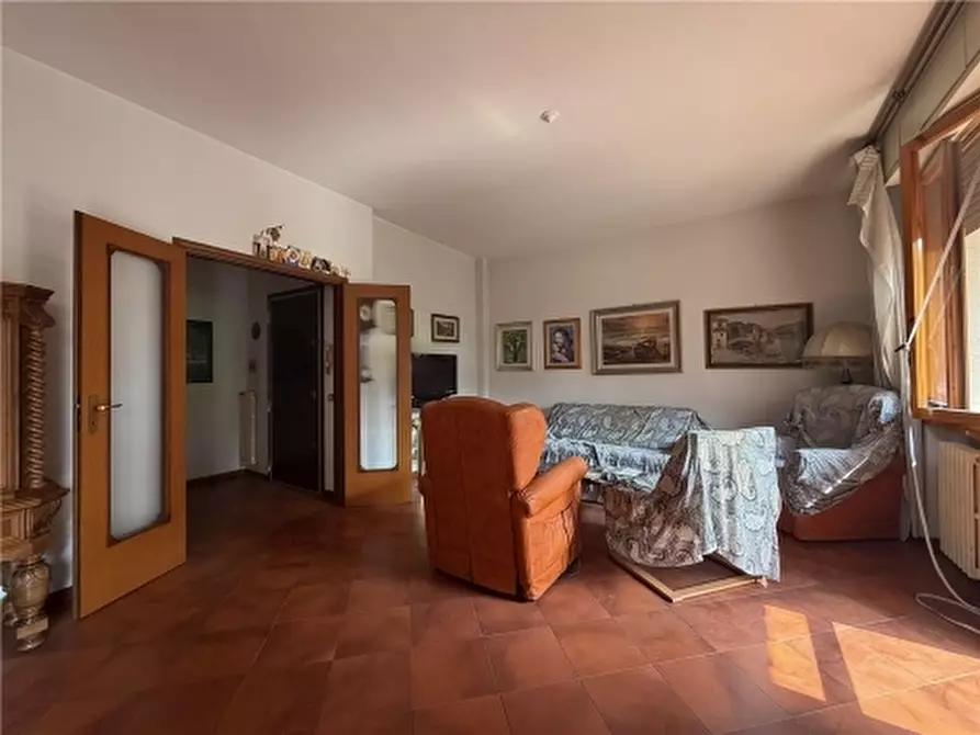 Immagine 9 di Appartamento in vendita  a Firenze